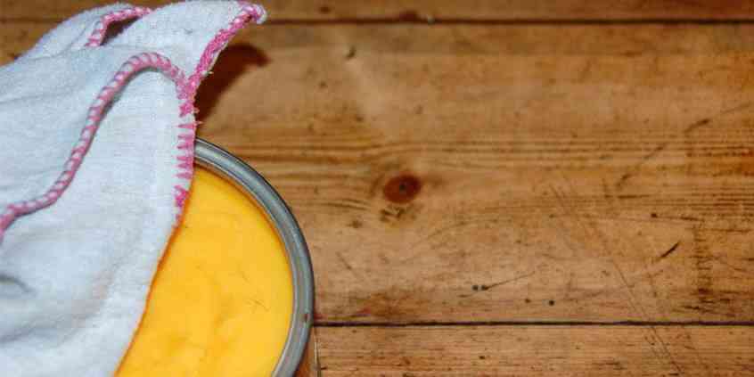 Woski i oleje – Naturalne drewno wymaga naturalnej ochrony