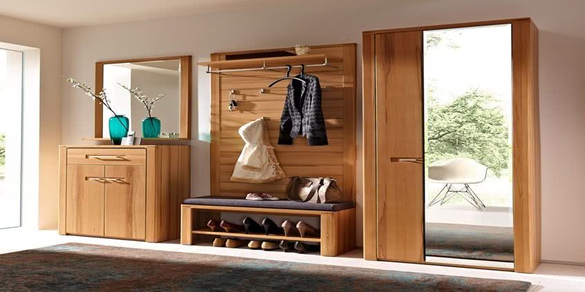 Prowansalski przedpokój i stylowa szafka na buty