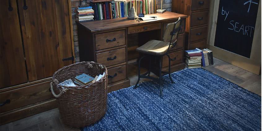 Meble rustykalne w pięciu odsłonach – podróż w czasie