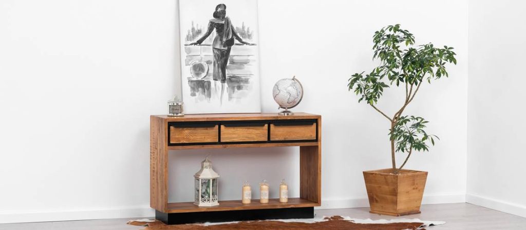 Jaki kolor pasuje do szarego przedpokoju?